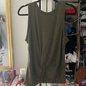 GAP Tank top with knot bottom